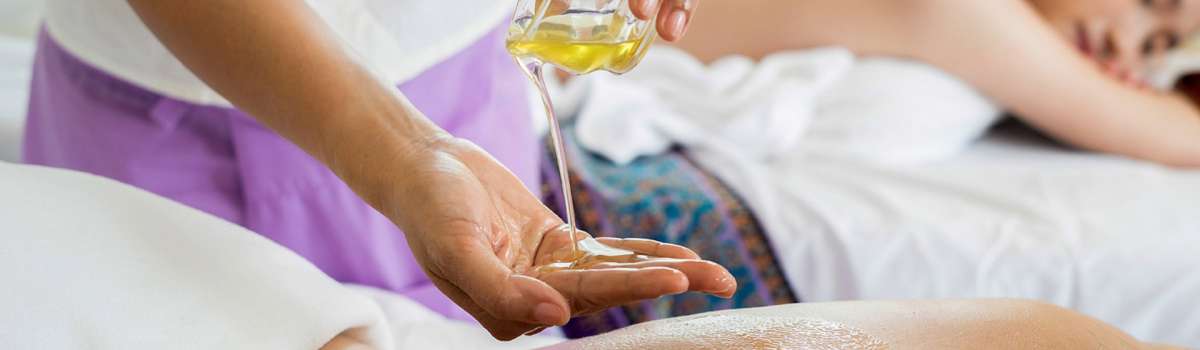 Μασάζ αρωματοθεραπείας Μασάζ αρωματοθεραπείας